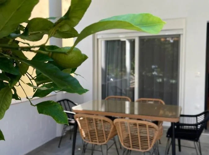 Сasa de vacaciones Sunrise Luxury House