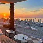 度假居 Sunrise Luxury House 佩科霍里