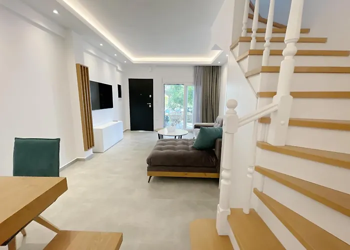 Sunrise Luxury House ペフコホリ